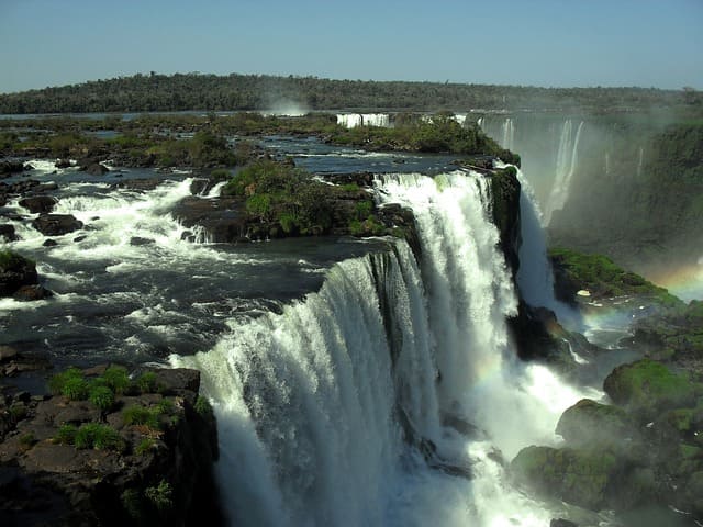 foz-do-iguaçu-água-cataratas-brasil